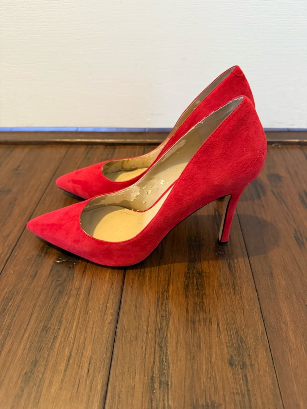BCBGENERATION Treasure Suede Pointed-Toe High Heels - Picture 5 of 7